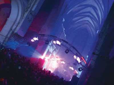 Nagłaśnianie pomieszczeń "trudnych" - koncerty w klubach i kościołach 